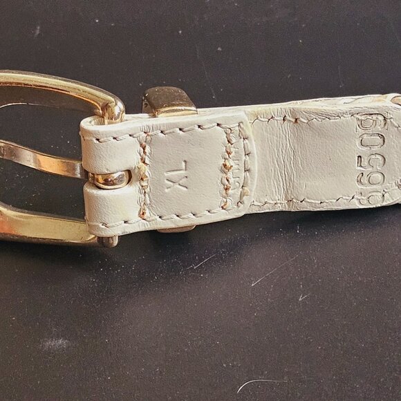 VTG Women's White Leather Braided Woven Belt With Floral Embossed Silver Buckle - Picture 8 of 8